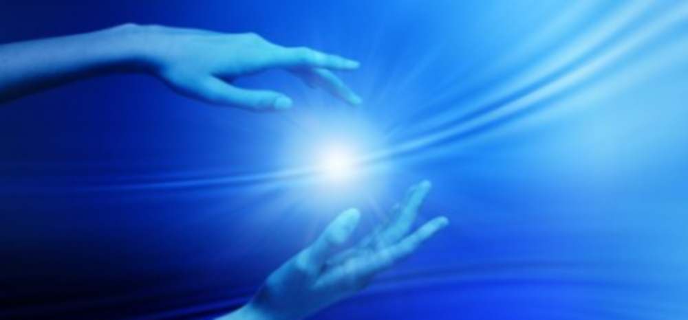 hands_blue_long